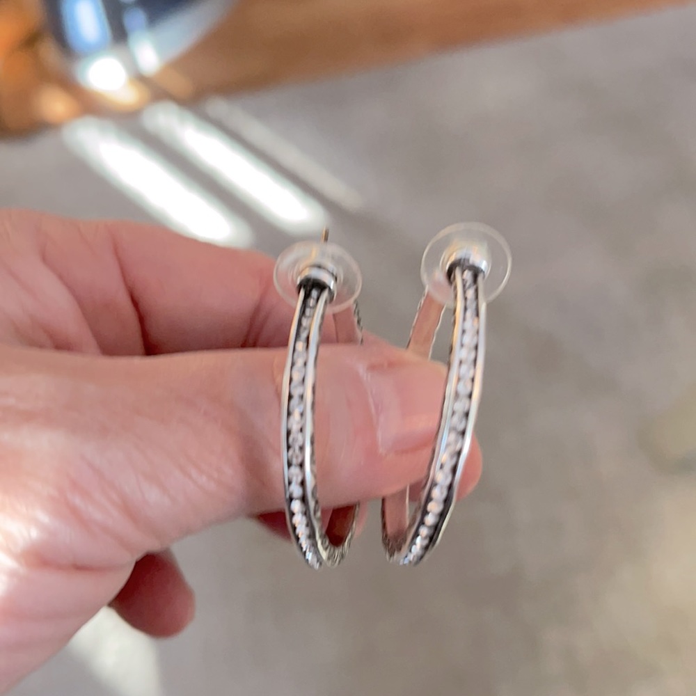 BRIGHTON’S HOOP EARRINGS